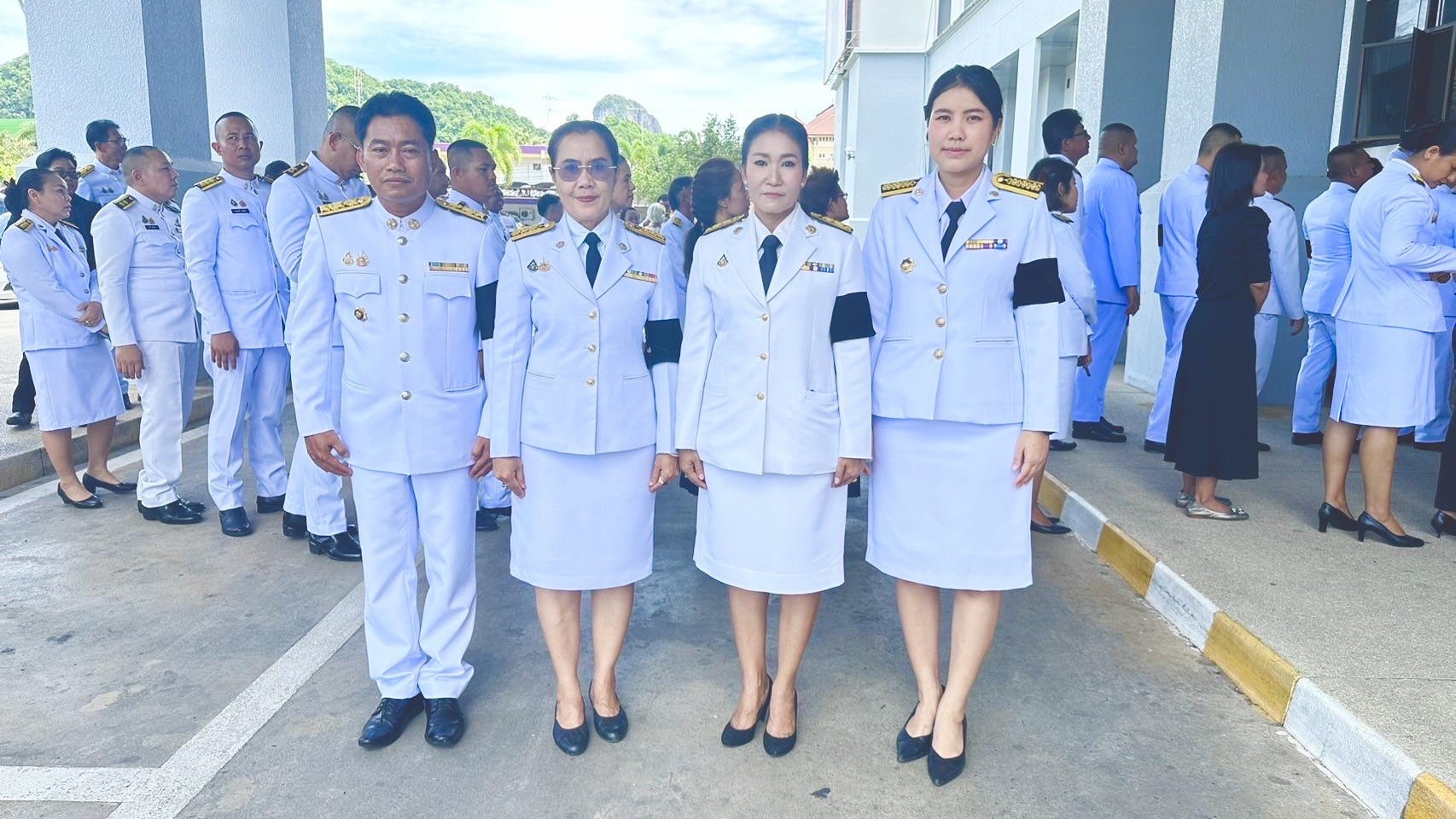 พช.พัทลุง ร่วมพิธีสรงน้ำพระบรมศพ สมเด็จพระบรมราชชนนีพันปีหลวง ในพระบาทสมเด็จพระวชิรเกล้าเจ้าอยู่หัว